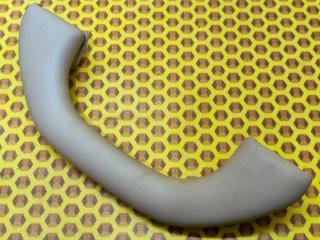 Ручка потолочная передняя правая Skoda Octavia 2018