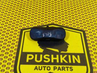 Форсунка омывателя правая Volkswagen Tiguan 2010