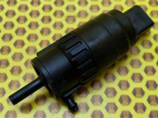 Насос омывателя лобового стекла Skoda Octavia 2018