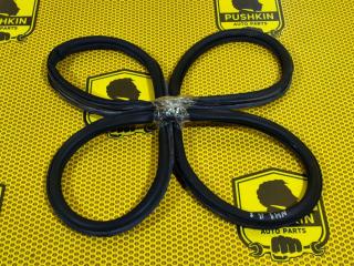 Уплотнитель на проем задний правый Skoda Rapid 2014