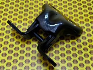 Петля двери передняя нижняя левая Kia Ceed 2023