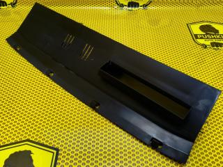 Дефлектор радиатора верхний Volkswagen Multivan 2024 Б/У Дефлектор радиатора верхний Volkswagen Multivan 2024