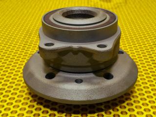 Ступица задняя левая Volkswagen Multivan 2024