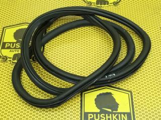 Уплотнитель на проем передний правый Volkswagen Polo 2020