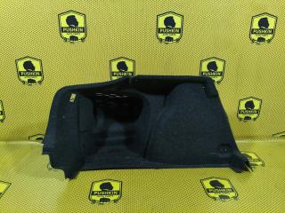 Обшивка багажника боковая нижняя левая Skoda Octavia 2010