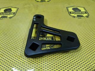 Крепление бампера заднее правое Kia Ceed 2013