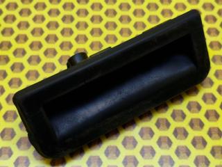 Кнопка открывания багажника задняя Skoda Rapid 2020