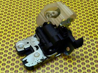 Замок багажника Skoda Rapid 2020