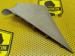 Обшивка стойки задней верхняя правая Skoda Rapid 2020