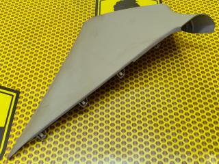 Обшивка стойки задней верхняя левая Skoda Rapid 2020