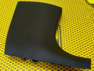 Обшивка стойки передней нижняя правая Skoda Rapid 2020