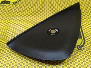 Запчасть накладка торпедо торцевая правая Kia Ceed 2013