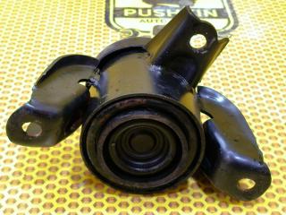 Опора двигателя правая KIA Rio 2013