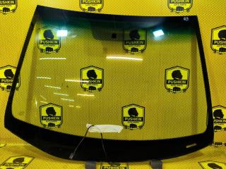 Стекло лобовое переднее KIA Rio 2013