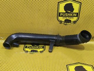 Воздухозаборник воздушного фильтра Skoda Octavia 2012