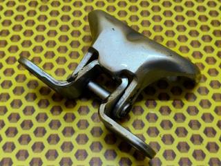 Петля двери задняя верхняя левая Hyundai IX35 2013