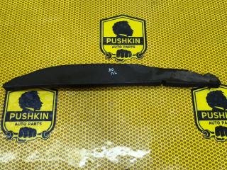 Уплотнитель крыла передний левый Nissan Qashqai 2012