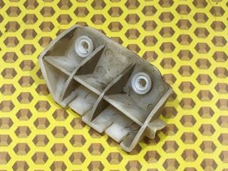 Крепление бампера заднее правое Nissan Qashqai 2011