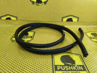 Уплотнитель на проем задний левый Hyundai Solaris 2016