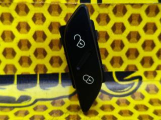 Кнопка центрального замка левая Volkswagen Golf 2012