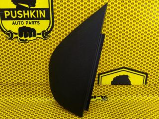 Накладка торпедо торцевая левая Volkswagen Golf 2012