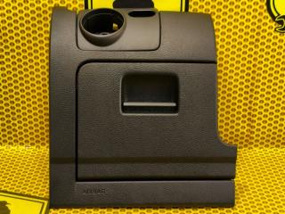 Пластина коленная Volkswagen Golf 2012