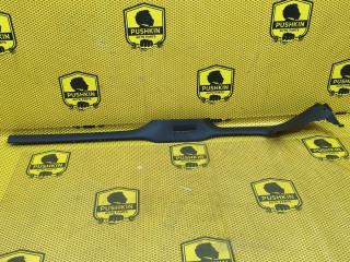 Накладка порога внутренняя правая Volkswagen Golf 2012