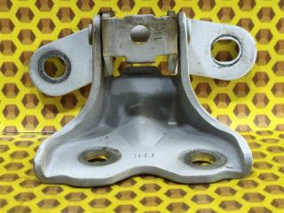 Петля двери передняя нижняя передняя правая Hyundai Solaris 2020