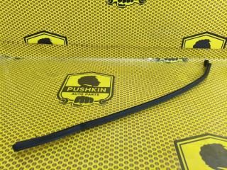 Уплотнитель на дверь боковой задний правый Skoda Octavia 2016