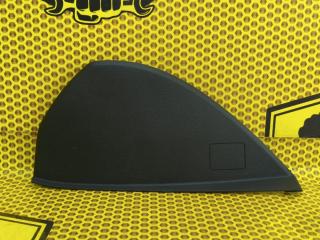 Запчасть накладка торпедо торцевая левая Skoda Octavia 2016