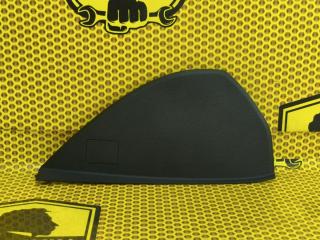 Запчасть накладка торпедо торцевая правая Skoda Octavia 2016