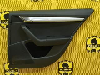 Обшивка двери задняя правая Skoda Octavia 2016