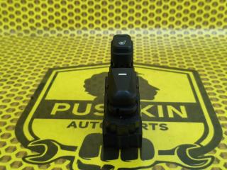 Кнопка стеклоподъемника задняя левая Hyundai IX35 2012