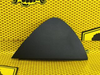 Накладка торпедо торцевая правая Volkswagen Passat 2013