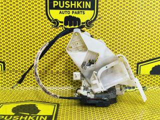 Замок двери задний правый Volkswagen Passat 2013