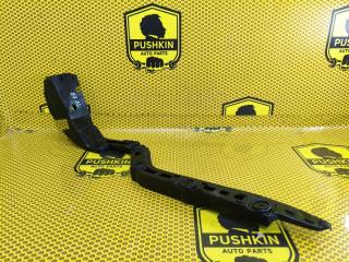 Крепление бампера заднее левое Volkswagen Passat 2013