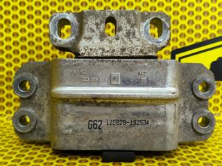 Опора АКПП Volkswagen Passat 2013