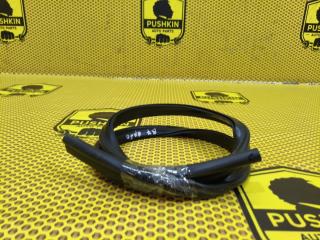 Уплотнитель жабо Volkswagen Passat 2013