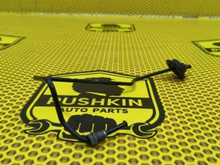 Трубка тормозная передняя левая Volkswagen Passat 2013 Б/У Трубка тормозная передняя левая Volkswagen Passat 2013