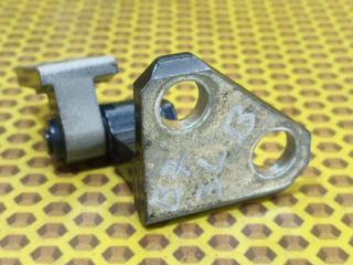 Петля двери задняя верхняя задняя левая Volkswagen Passat 2013