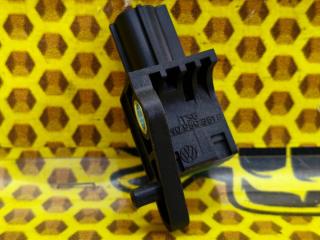 Датчик удара AIRBAG SRS задний левый Volkswagen Passat 2013