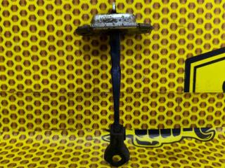 Ограничитель двери задний правый Kia Ceed 2013