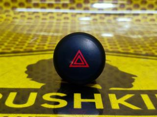 Кнопка аварийной сигнализации Nissan Juke 2011