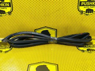 Уплотнитель на дверь передний правый KIA Rio 2012