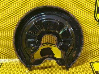 Пыльник тормозного диска задний правый Volkswagen Golf 2011