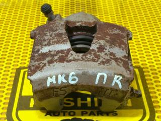 Суппорт передний правый Volkswagen Golf 2011