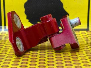 Петля двери задняя верхняя задняя правая Volkswagen Golf 2011