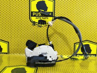 Замок двери передний правый Volkswagen Golf 2011