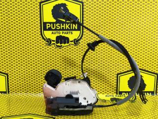 Замок двери задний правый Volkswagen Golf 2011