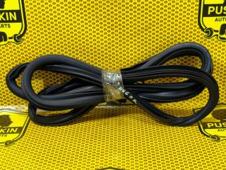 Уплотнитель на проем передний правый Volkswagen Golf 2011